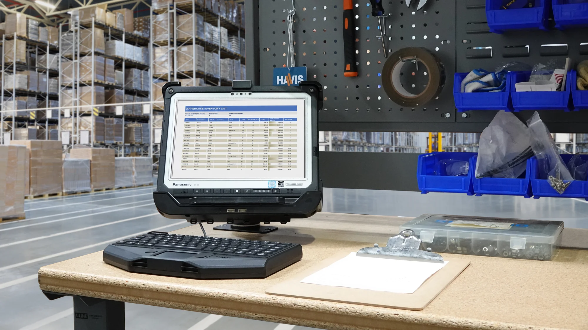Havis Workstation in Lagerhalle